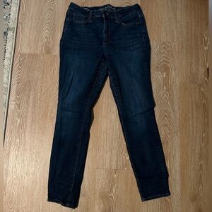 Universal thread high rise skinny jean